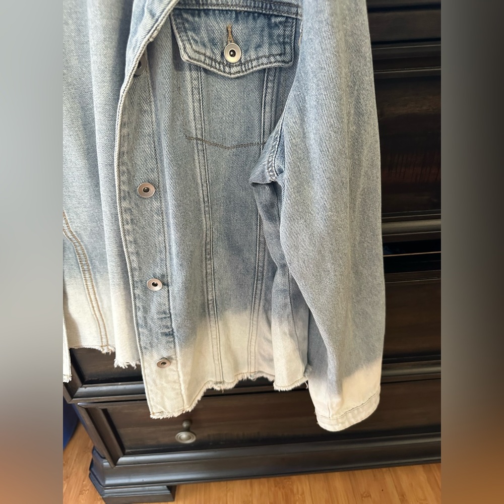 Two tone Jean jacket - Picture 3 of 5